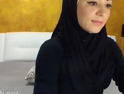 Arab hijab slut strip  &amp_ masturbation on cam